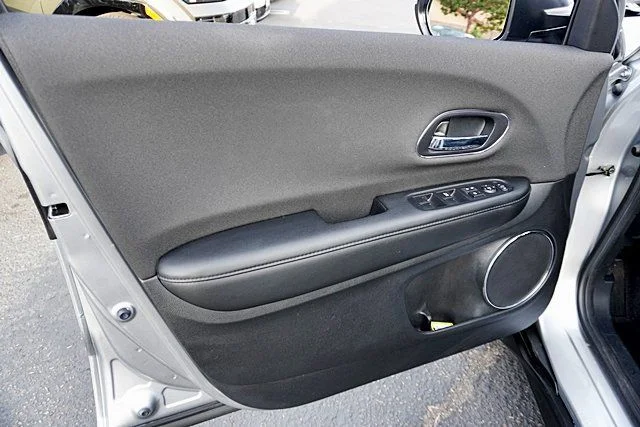Used 2022 Silver Honda EX image 22