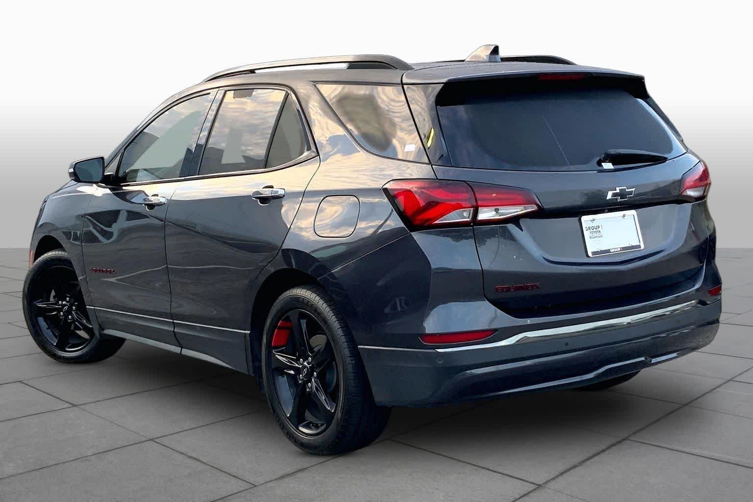 Used 2022 Iron Gray Metallic Chevrolet Premier image 11