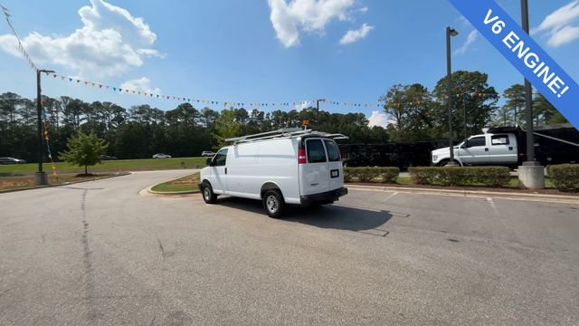 Used 2025 White Chevrolet Work Van image 4