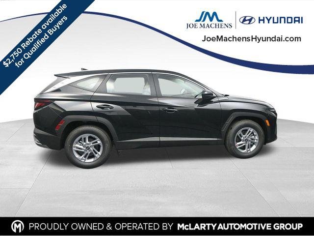 New 2026 Black Hyundai SE FWD image 9