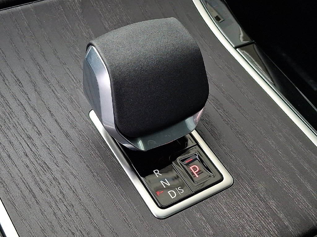 2026 Land Rover Range Rover Velar Dynamic SE - Photo 13