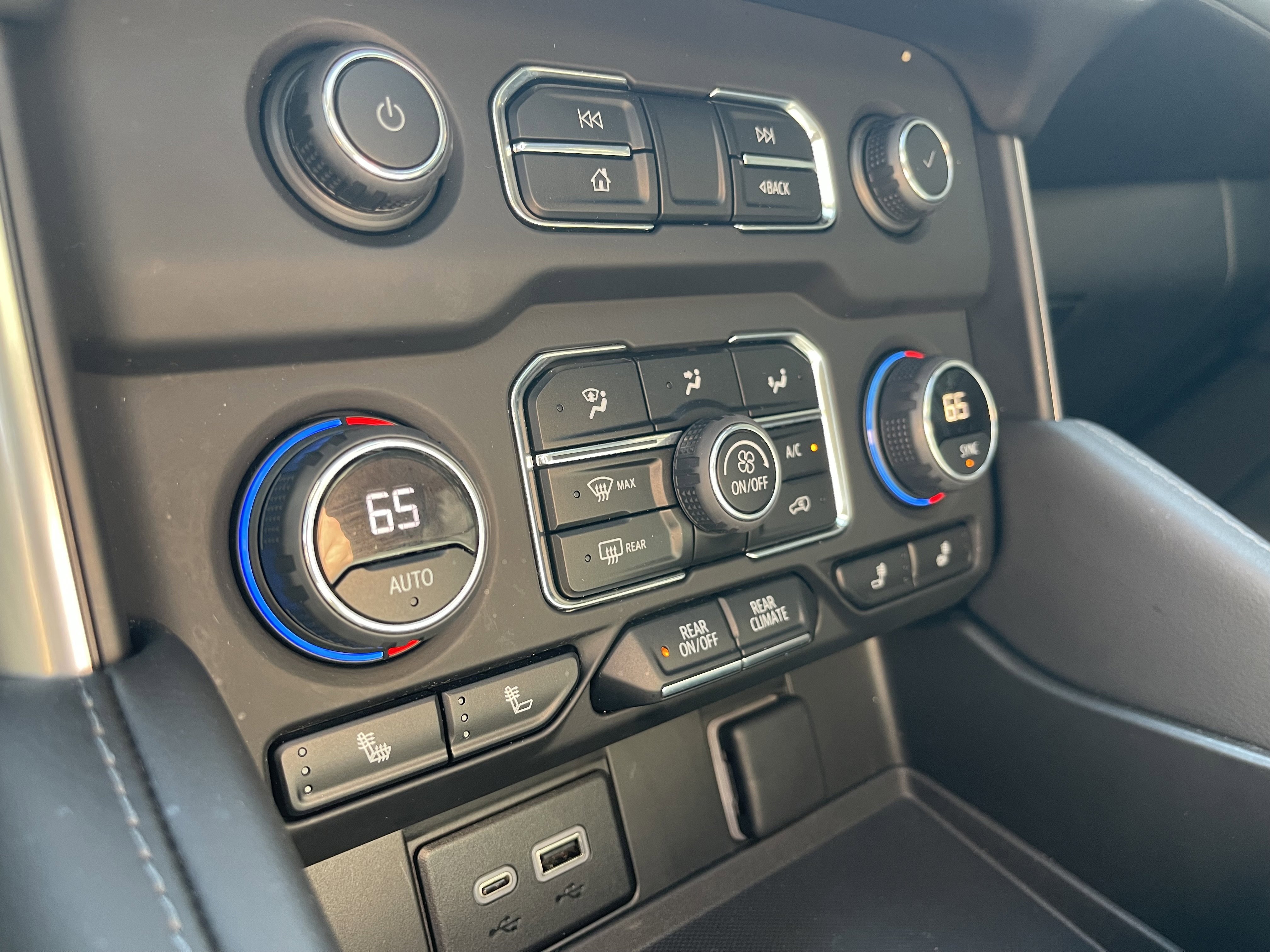 2023 Chevrolet Tahoe Z71 - Photo 11