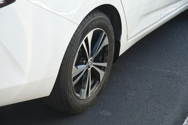 Used 2022 White Nissan SV image 14