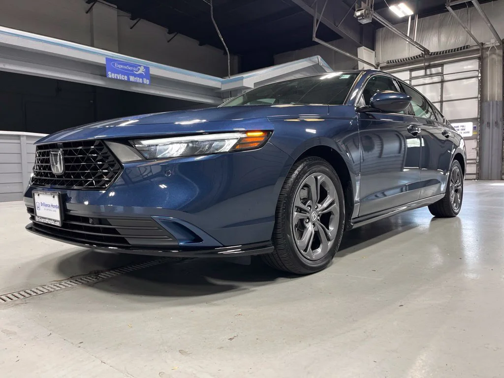 2025 Honda Accord Hybrid EX-L - Photo 40