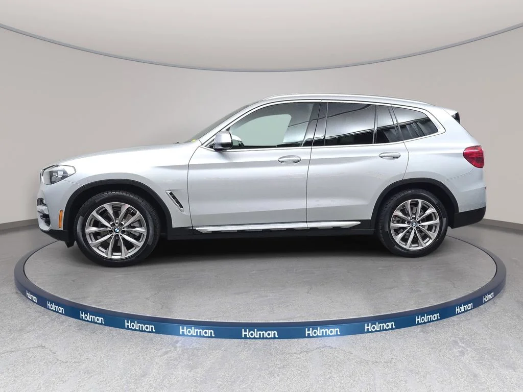 Used 2019 Silver BMW xDrive30i image 9