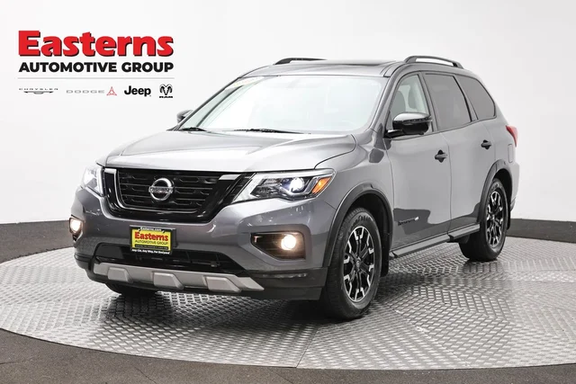 2020 Nissan Pathfinder SL