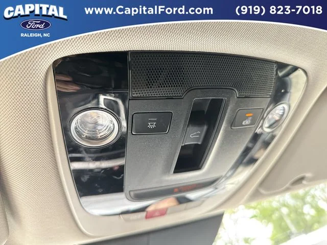 Used 2025 Black Kia EX image 33
