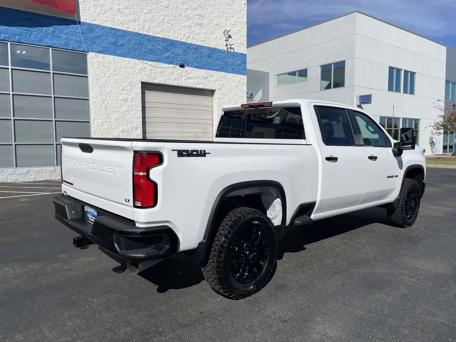 New 2026 Summit White Chevrolet LT image 6