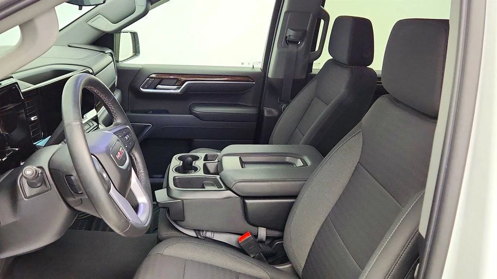 Used 2023 Summit White GMC 2WD Crew Cab 147