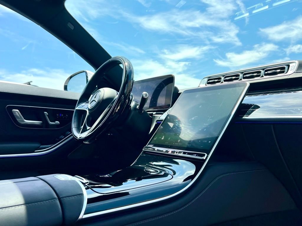 Certified Used 2022  Mercedes-Benz S 500 image 19