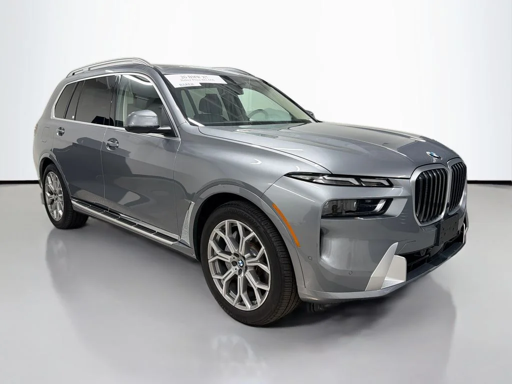 Used 2026 Gray Metallic BMW xDrive40i image 7