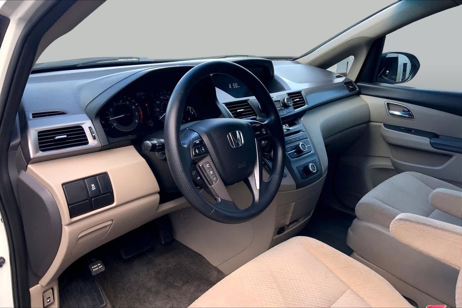 Used 2017 White Diamond Pearl Honda LX image 16