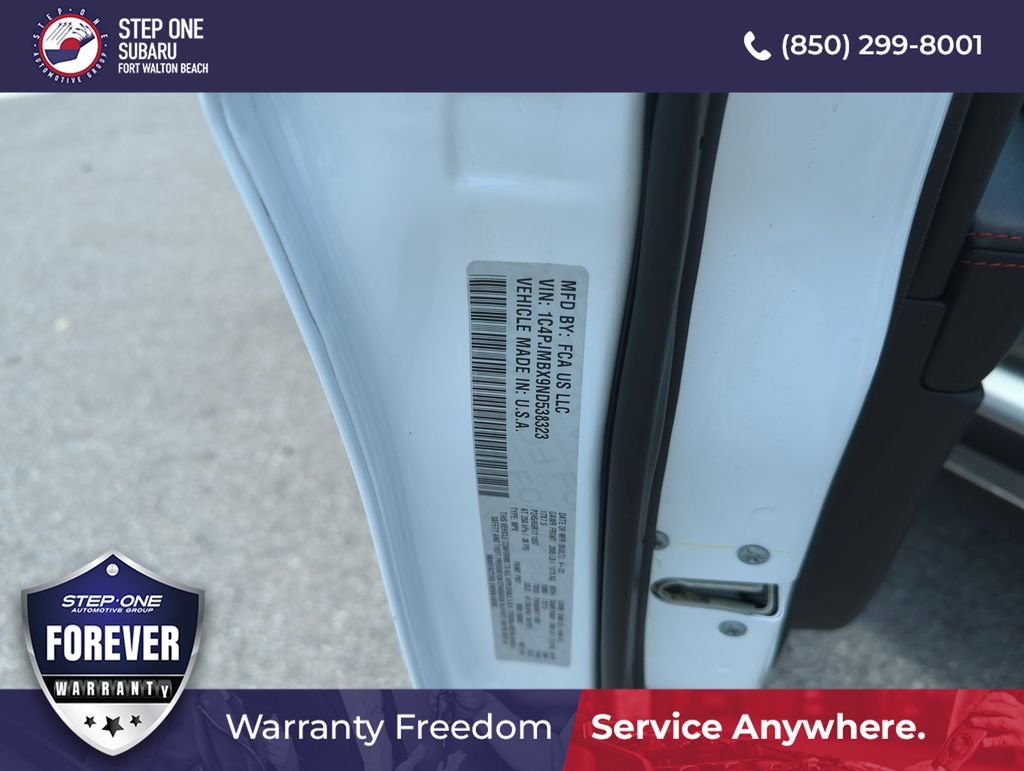 Used 2022 White Jeep Trailhawk image 39