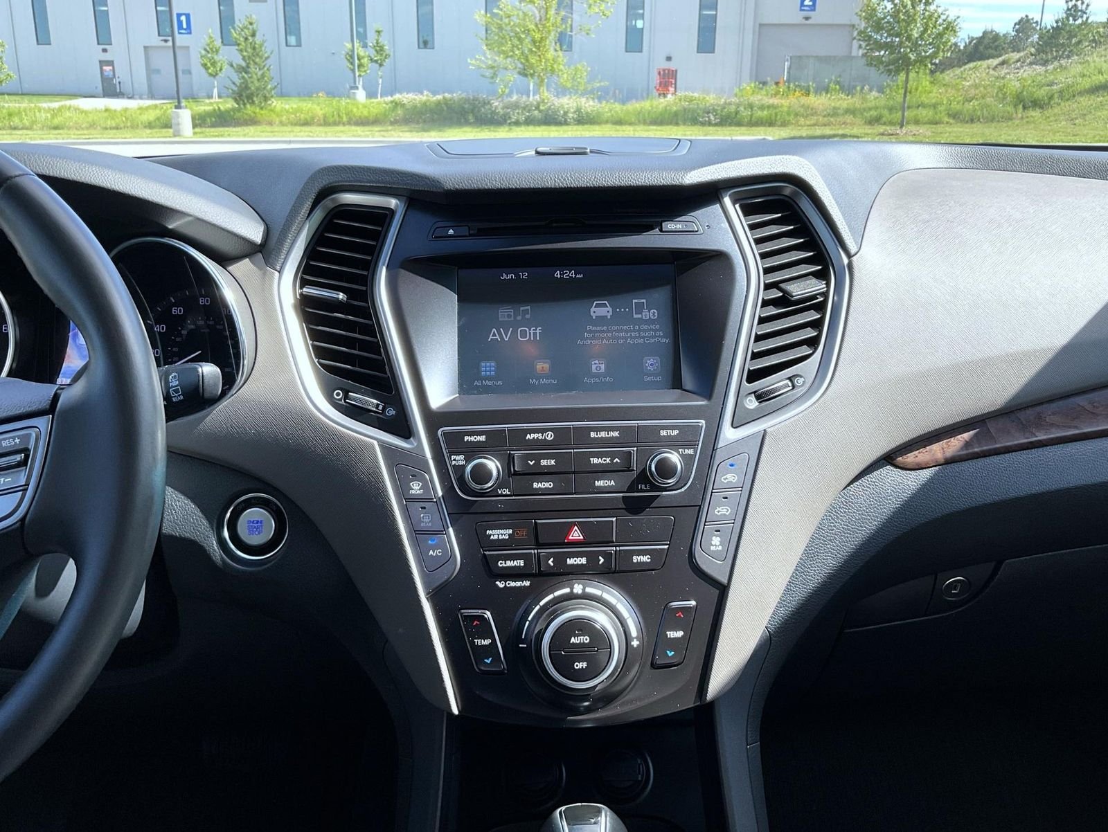 Certified Used 2019 Black Hyundai SE image 13