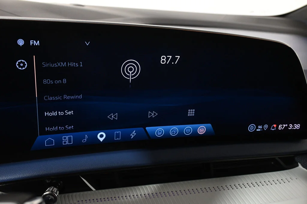 2026 Cadillac OPTIQ Premium Luxury - Photo 28