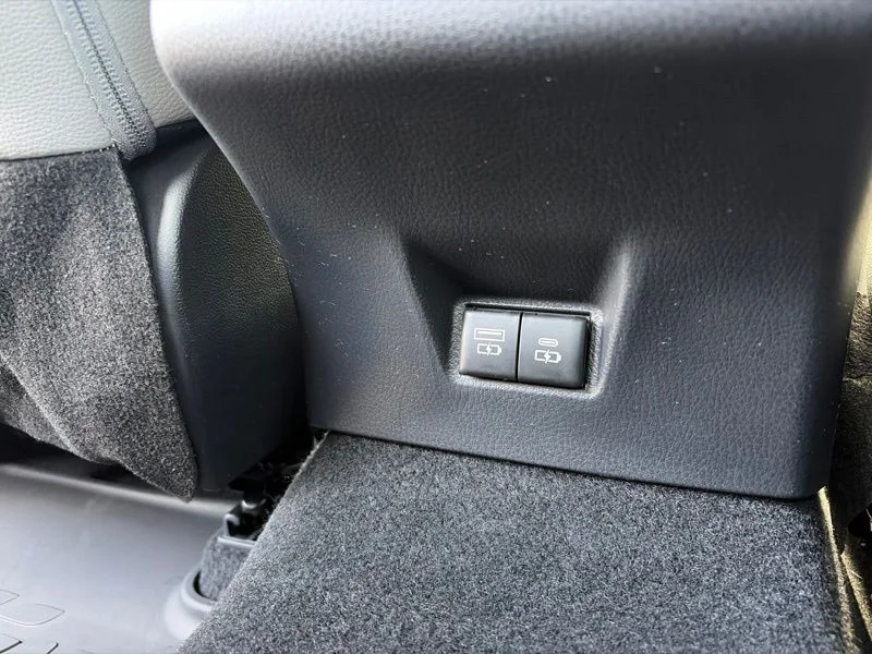 Used 2025  Toyota SE image 17