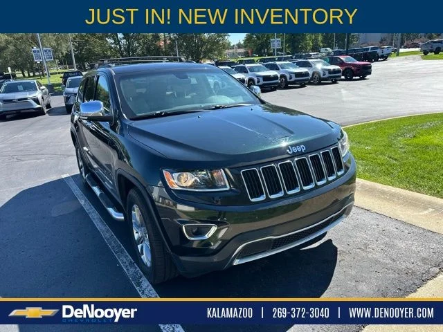 Used 2015 Black Jeep Limited image 1