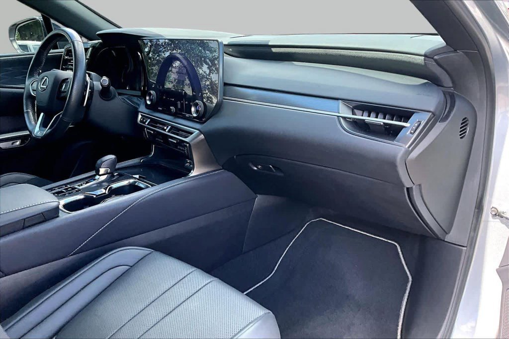 Used 2024 Silver Lexus 350 F Sport Handling image 19