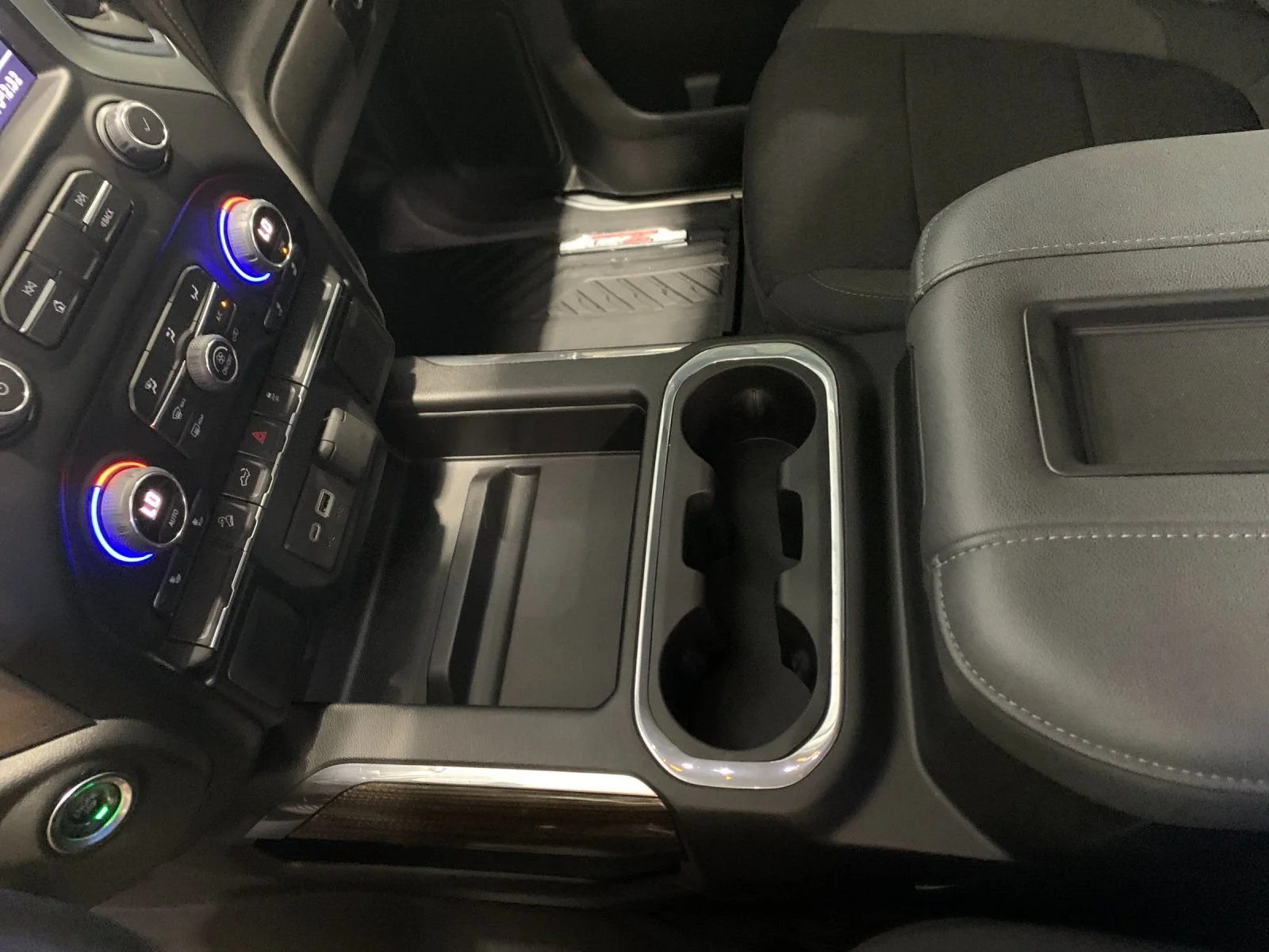 Used 2022 CHERRY RED TINTCOAT Chevrolet LT Trail Boss image 23