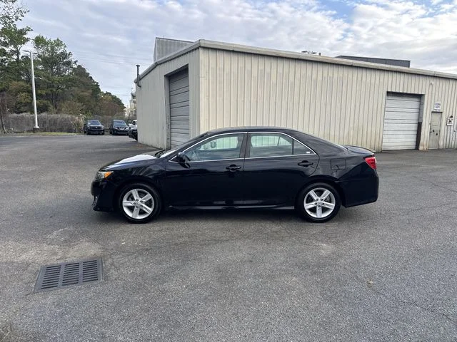 Used 2013 Black Toyota SE image 8