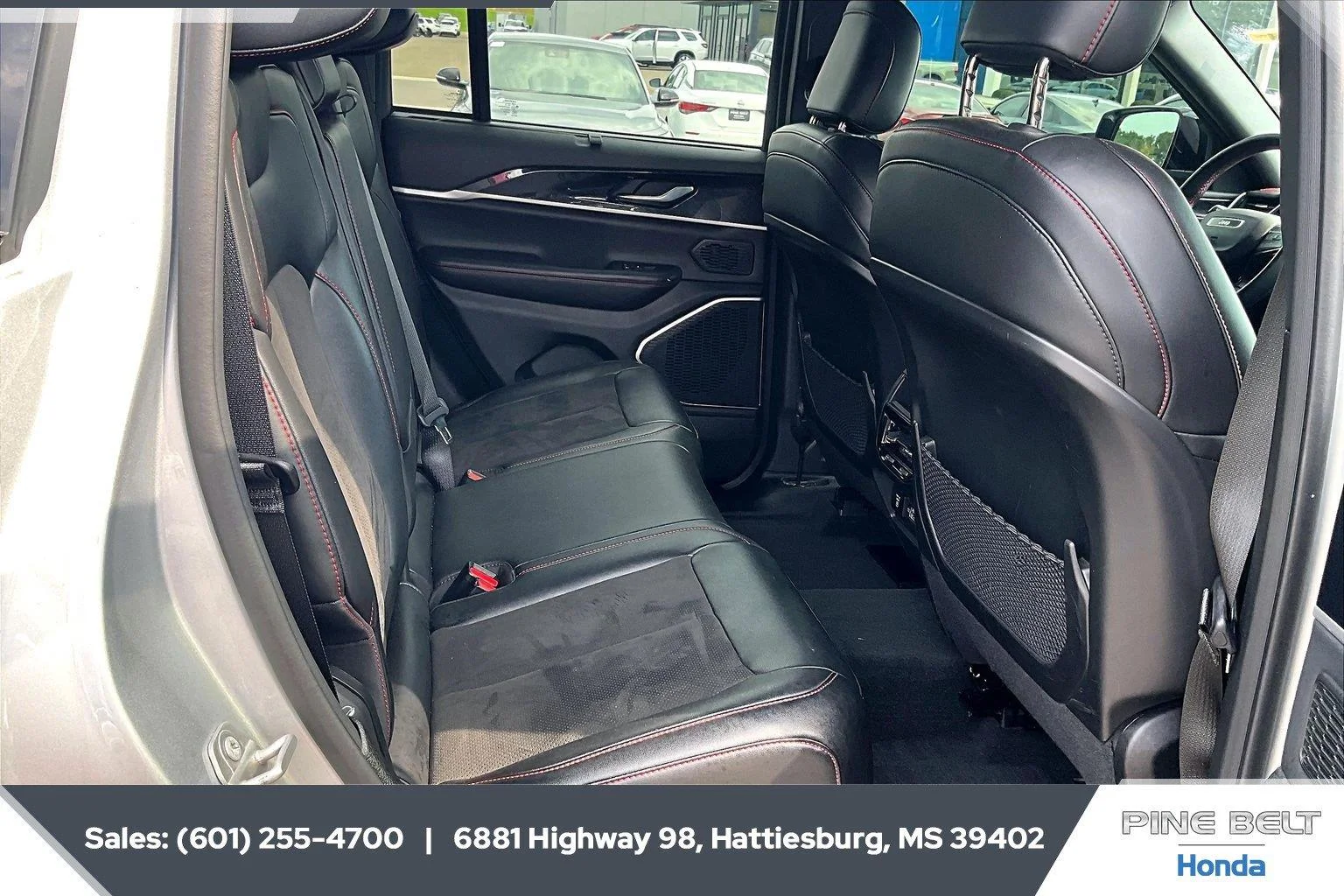 Used 2022 Silver Zynith Jeep Trailhawk image 3
