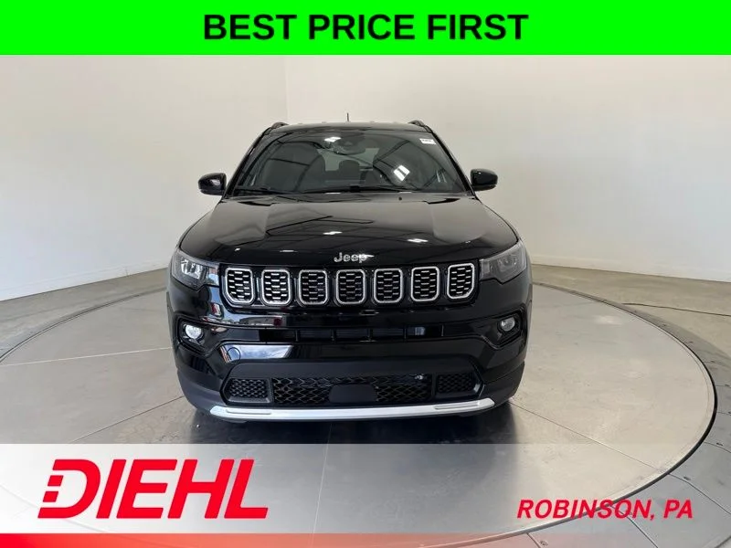 New 2026 Diamond Black Crystal Pearl-Coat Exterior Paint Jeep Limited image 2