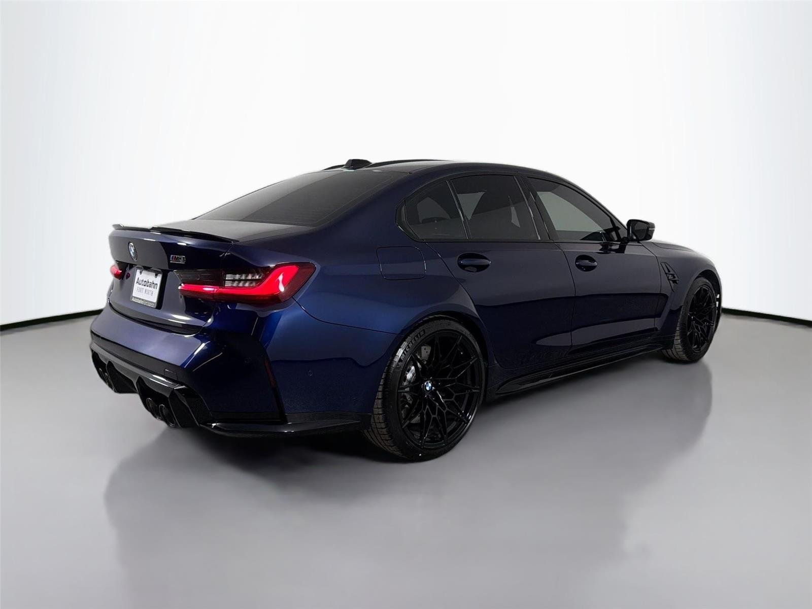 New 2026 Tanzanite Blue II Metallic BMW Competition image 6