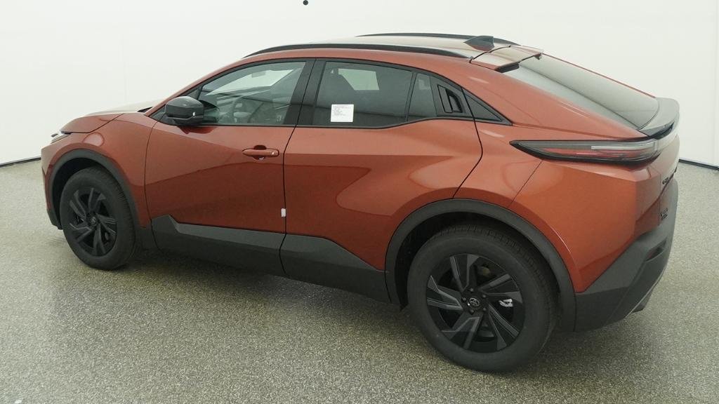 New 2026 Tandoori Toyota SE image 7