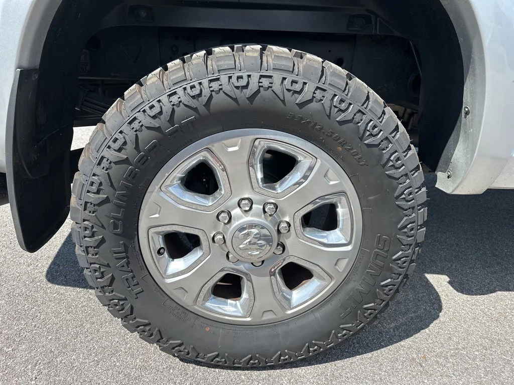 Used 2014 Red Ram Laramie image 13