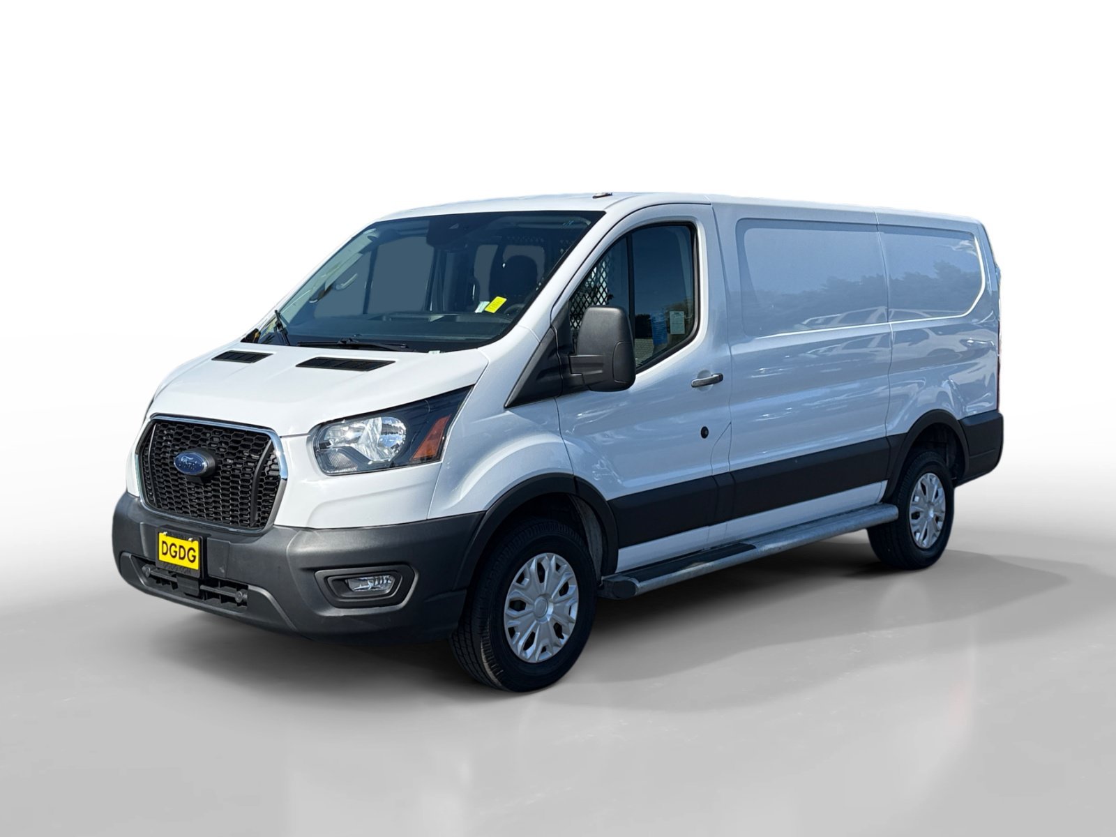 Used 2024 Oxford White Ford Base image 1