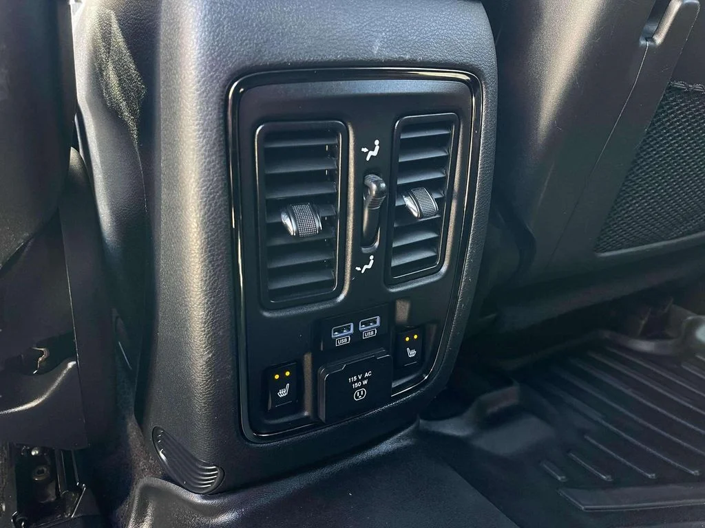 Used 2019 Octane Red Pearlcoat Dodge R/T image 28