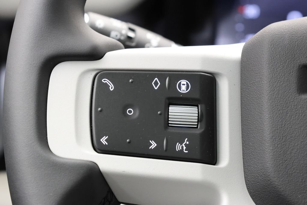 New 2026 Woolstone Green Land Rover S image 16