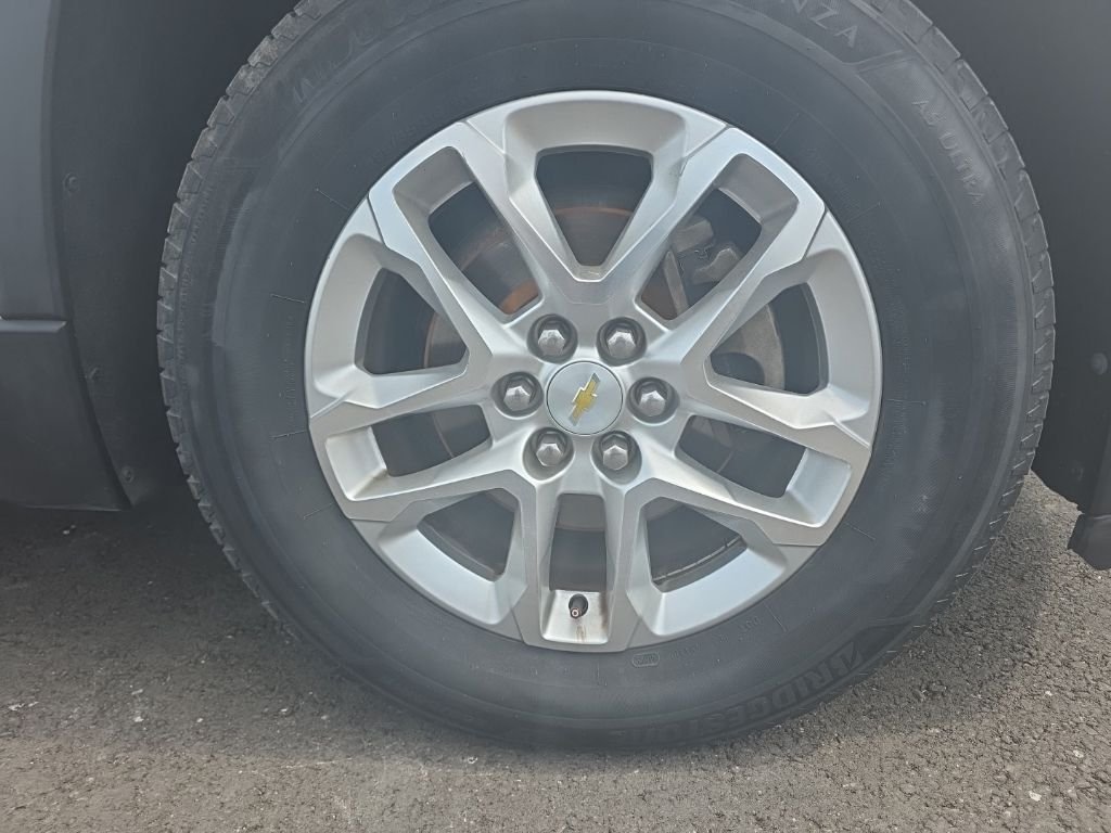 Used 2018 White Chevrolet LT image 26