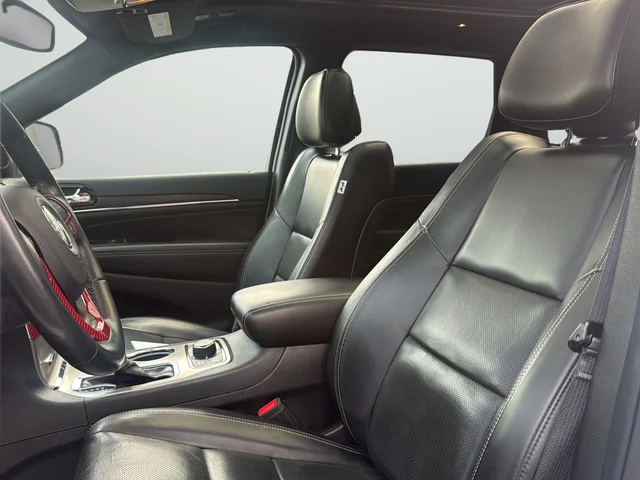 Used 2021 White Jeep Limited image 10