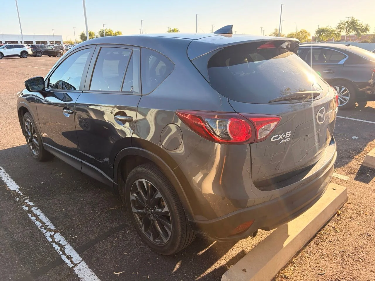 Used 2016 Meteor Gray Mazda Grand Touring image 5