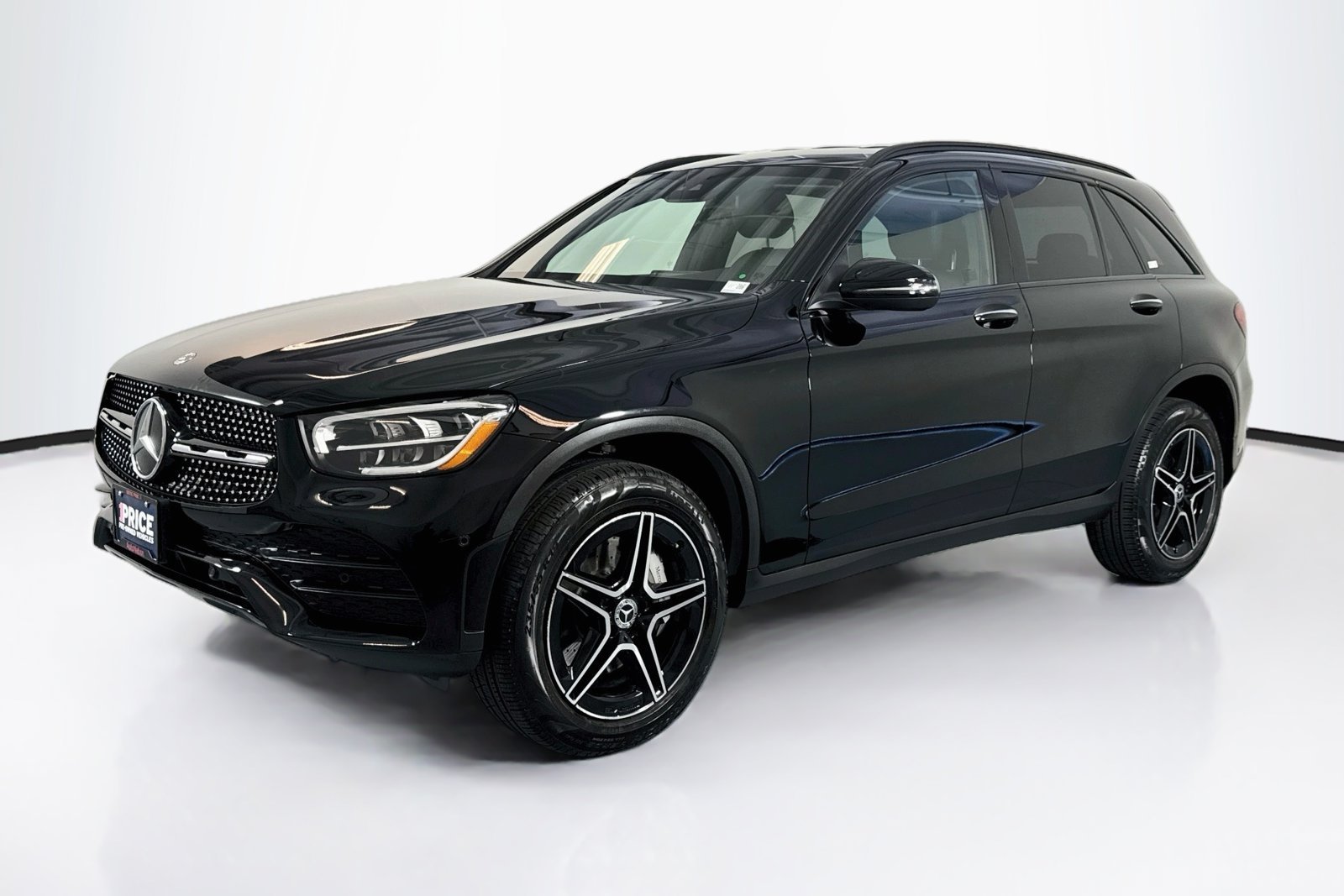 Certified Used 2022 Black Mercedes-Benz GLC 300 image 1