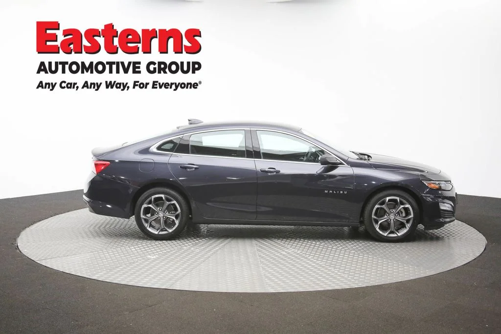 Used 2023 Gray Chevrolet LT image 40