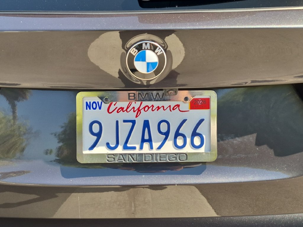 Used 2023 Gray BMW xDrive30i image 38