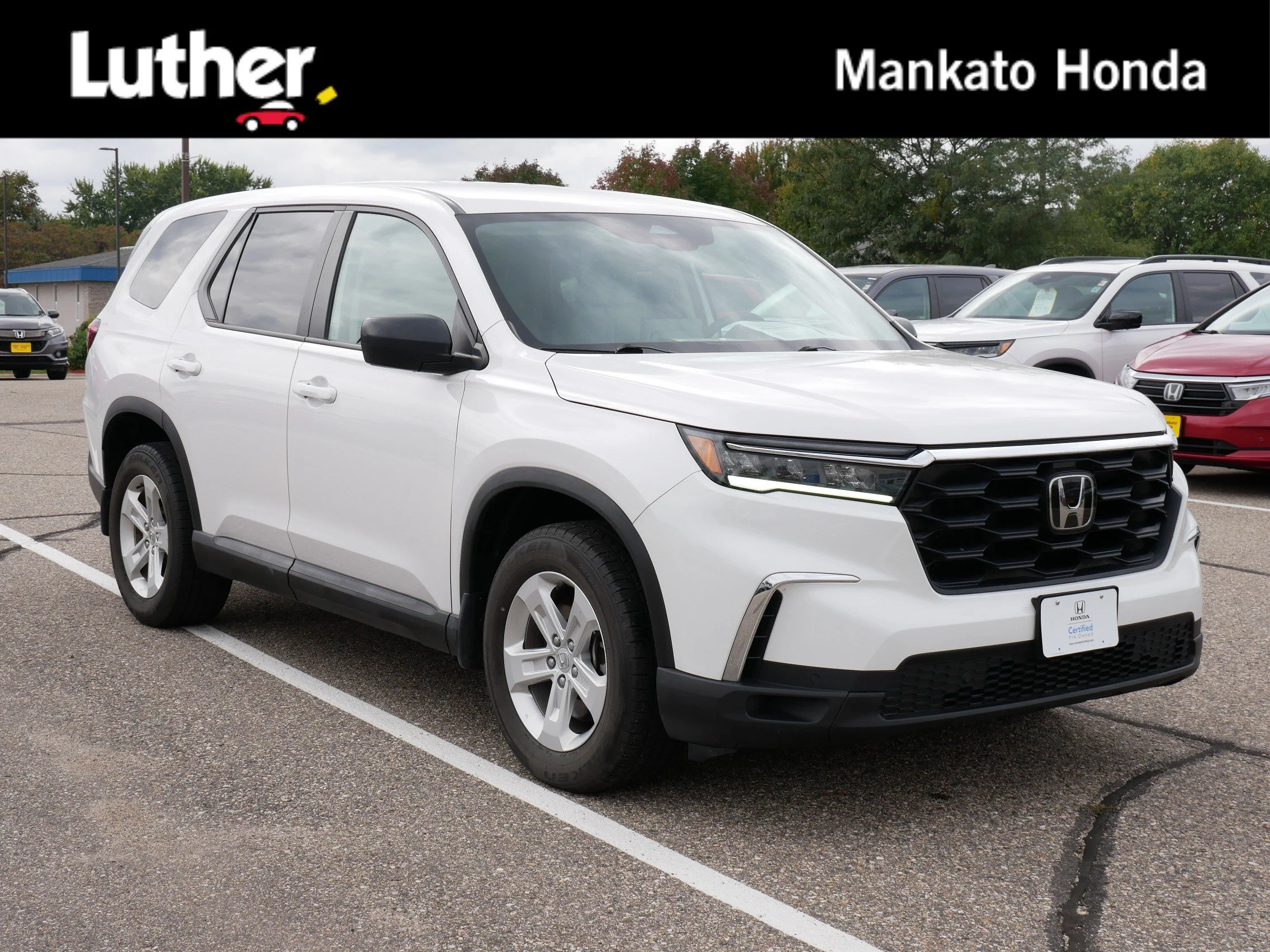 Certified Used 2023 Platinum White Pearl Honda LX image 1