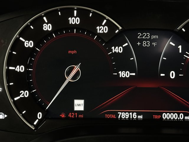 Used 2019 Black Sapphire Metallic BMW sDrive30i/Heated-Cooled Seats/Blind Spot/Pano Roof image 11