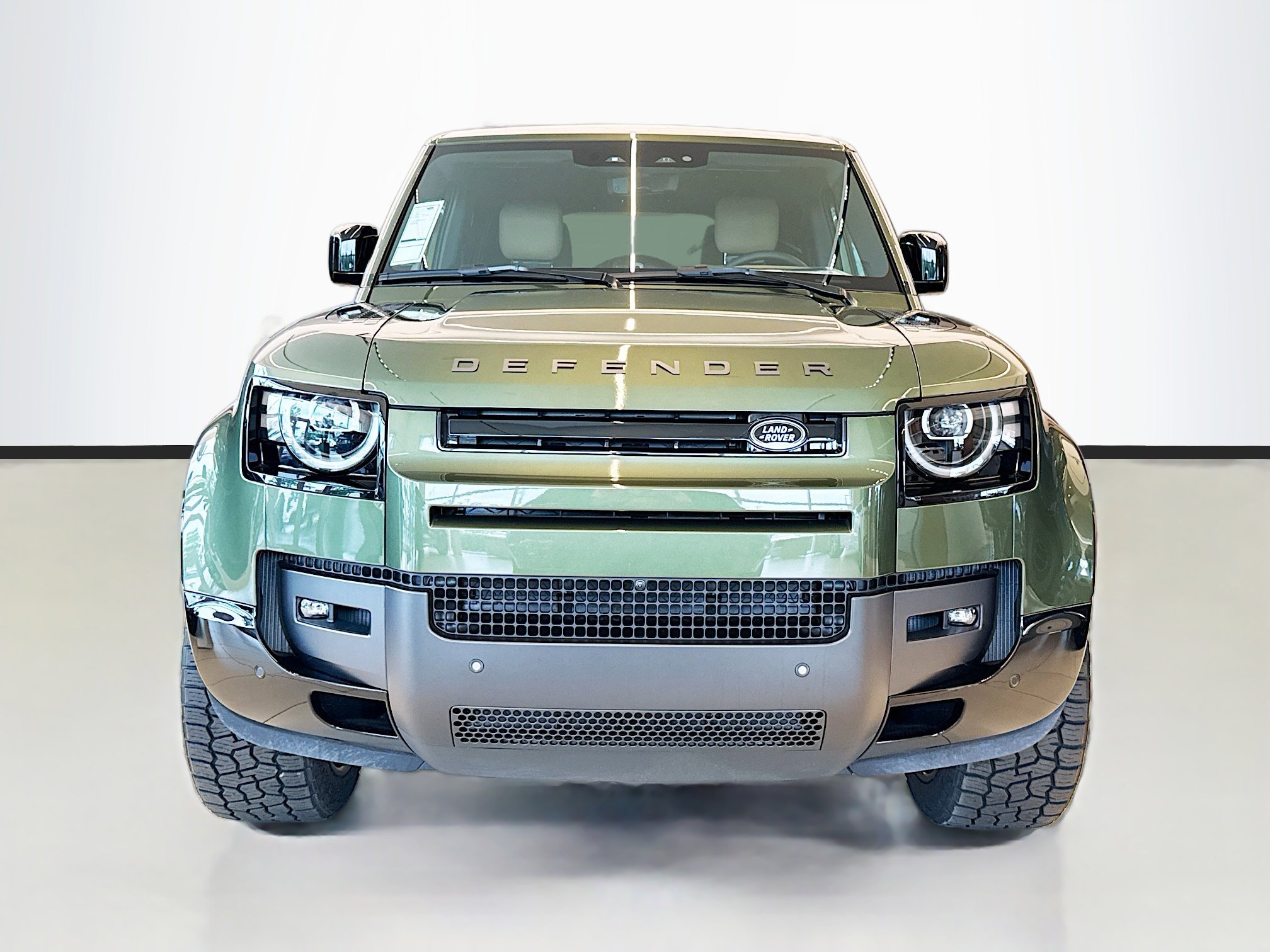 New 2026 Woolstone Green Land Rover X-Dynamic SE image 8