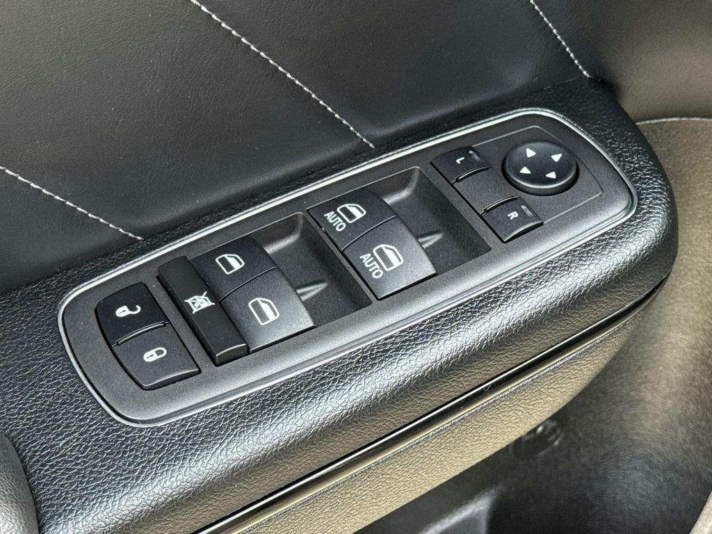 Used 2023 Gray Dodge R/T image 21