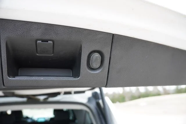 2020 Chevrolet Suburban Premier - Photo 23