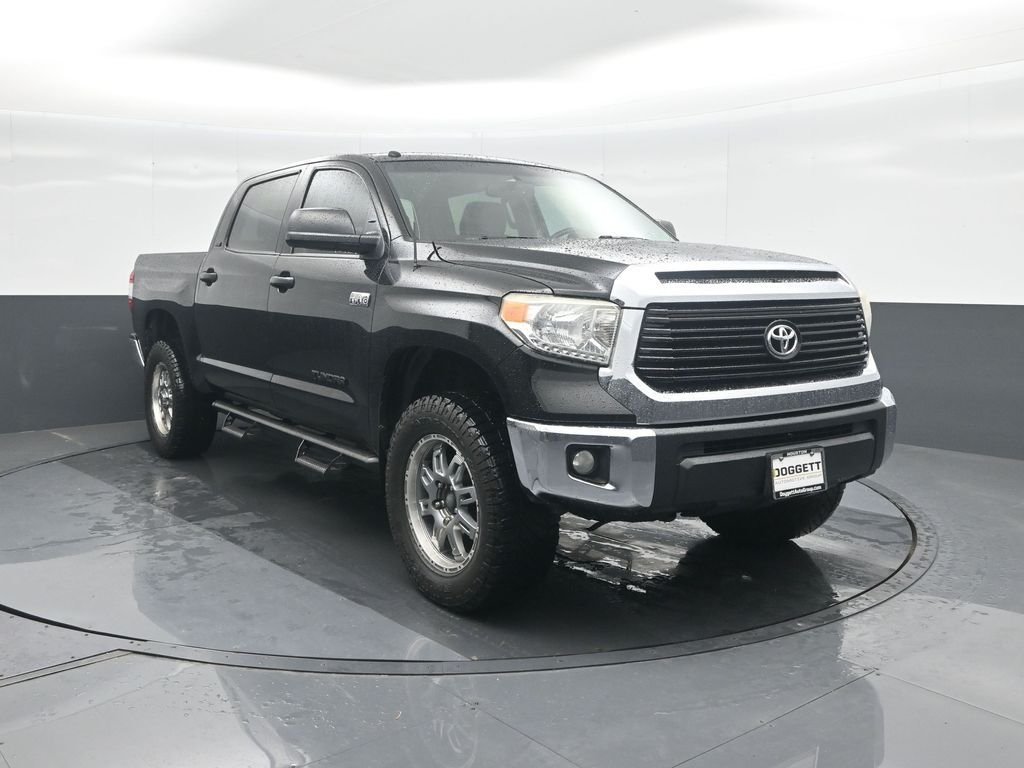 Used 2017 Black Toyota SR5 image 8