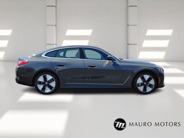 New 2026 Gray BMW xDrive40 image 2