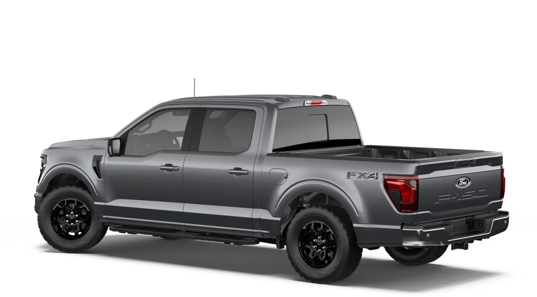 New 2026 CARBONIZED GREY METALLIC Ford XLT image 2