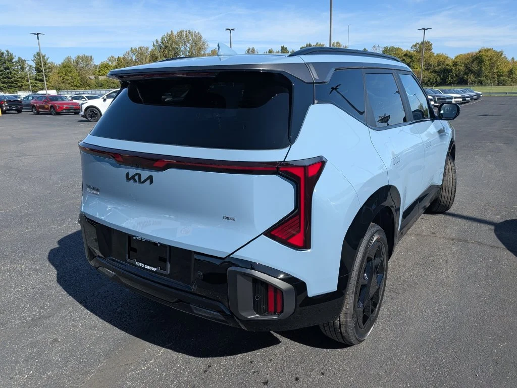 New 2027  Kia X-Line S image 34