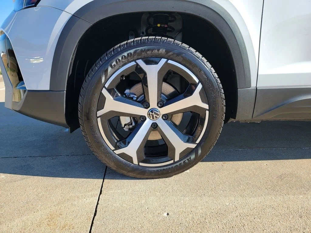 2026 Volkswagen Taos SEL - Photo 24