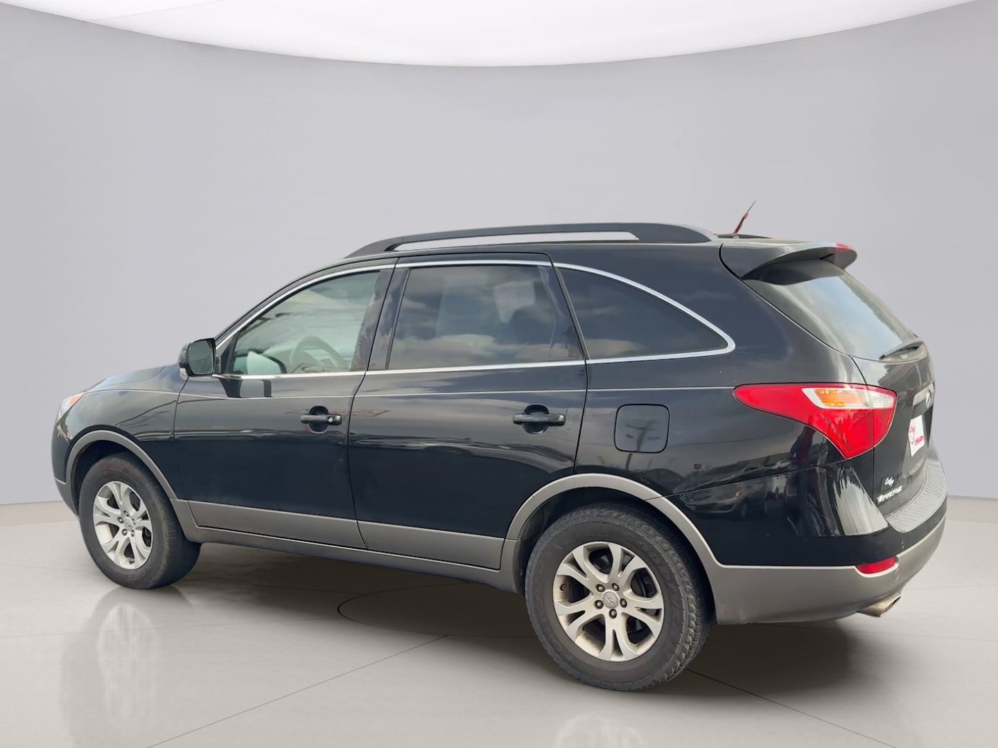 Used 2012 Black Hyundai GLS image 3