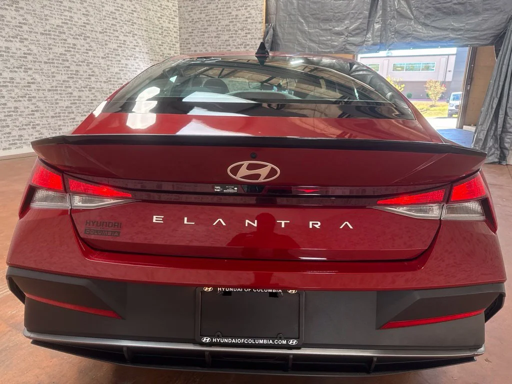 Used 2026 Ultimate Red Hyundai SEL Sport image 6